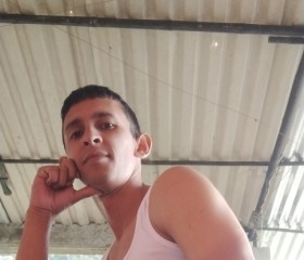 Alejandro, 28, Caracas