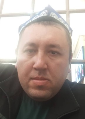 Sardor Vokhidov из Токмока 35 лет