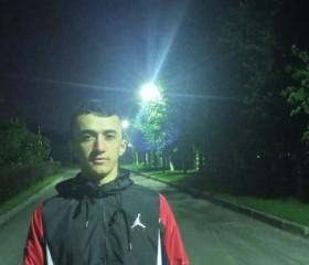 Olimjon, 20, Moscow