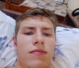 Valeriy, 21, Gubkin