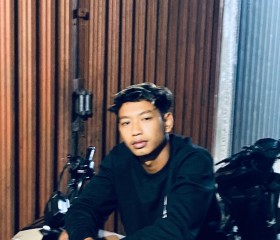 Wahyu Pratama, 22, Pekanbaru