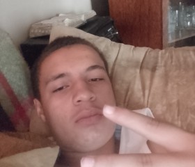 Vitor Hugo, 20 лет, Arcos