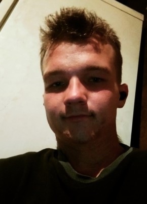 Danil, 19, Belarus, Brest
