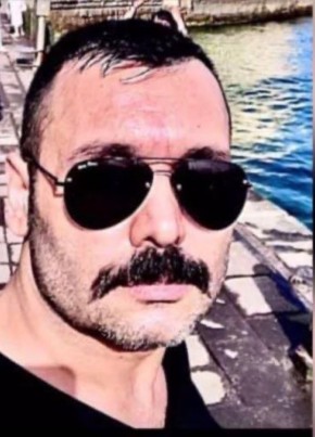 Diyar, 40, Türkiye Cumhuriyeti, İstanbul