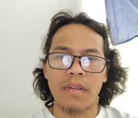 Dante Hallasgo, 18, Doha