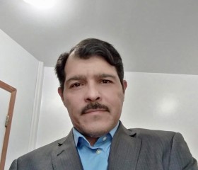 Lázaro, 47, Montreal