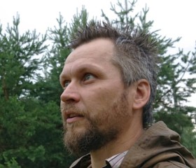 Frodo Baggins, 46, Laela