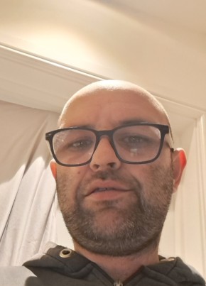 Mark, 36, United Kingdom, Swansea