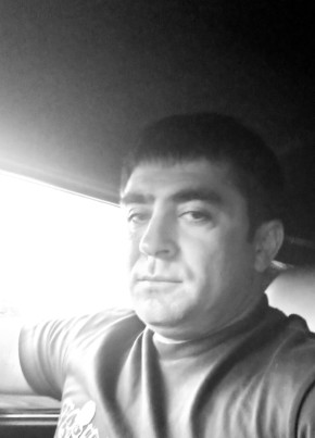 Руслан из Аксая 43 года