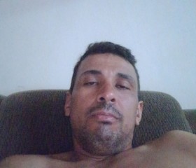 Sam, 40, Cristalina