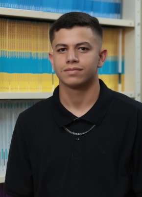 Lucas, 19, República Federativa do Brasil, Umuarama