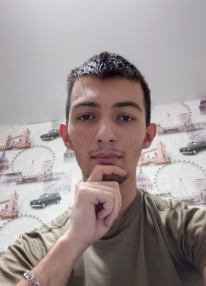 Фархад из Ноябрьска 20 лет