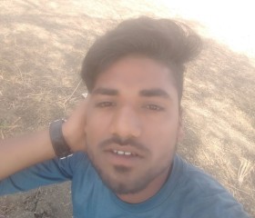 जितेंद्र पाल, 19, Patharia