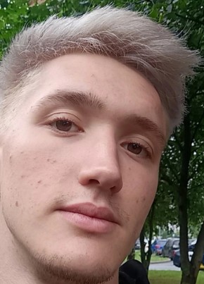 Вячеслав из Калининграда 22 года