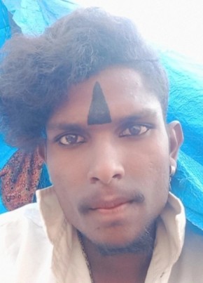 Thakare, 20, India, Shirpur