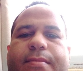 Rumi, 40, Caracas