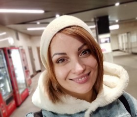 Karolina, 41, Moscow