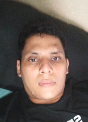 Carlos Mirabal, 31, República de Guatemala, Nueva Guatemala de la Asunción