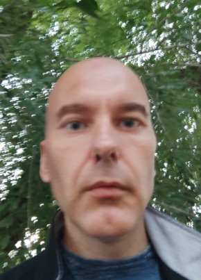 Александр из Воронежа 46 лет