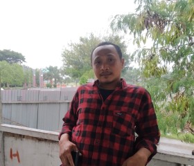 darmo moryanto, 27 лет, Kota Kediri