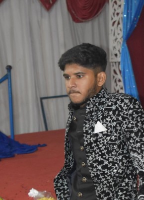 Mirza, 21, India, Hyderabad