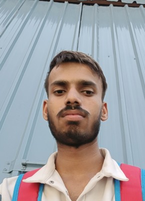 Monu rana, 18, India, Delhi