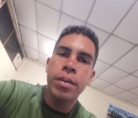 Josue, 25, Caracas