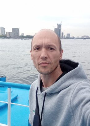 Сергей из Москвы 43 года