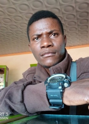 Claude tuyishime, 32, Republika y’u Rwanda, Kigali