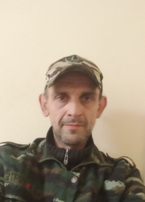 Александр из Ярославли 46 лет