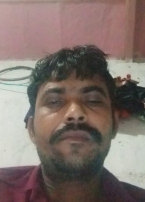 Raj Kumar said, 25, India, Jetpur