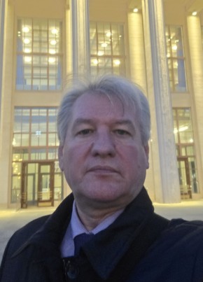 Андрей из Москвы 63 года