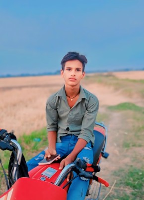 Aman, 18, India, Lucknow