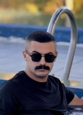 علي из Bahçelievler 18 лет