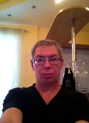 Эдуард, 60, Россия, Москва