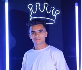 Mostafa, 25, Cairo