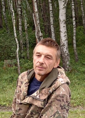Василий из Черногорска 46 лет