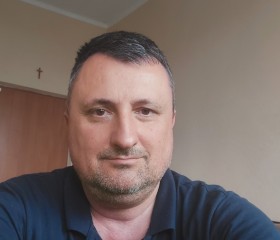 Виктор, 51 год, Poznań