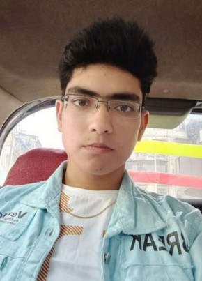 Mostak Alam, 21, India, Mumbai