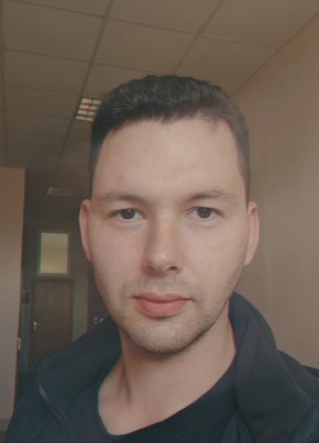 Эльдар из Горячого Ключа 26 лет