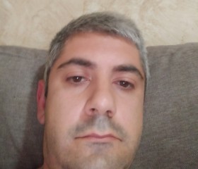 Ivan, 41 год, Roma