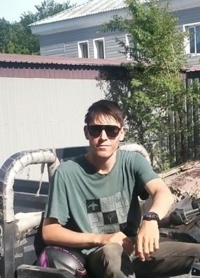 Антон из Қарағанды 20 лет