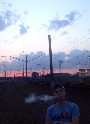 Павел, 25, Россия, Москва