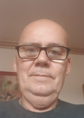 didier, 65, République Française, Paris