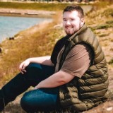 Connor, 19  , Oak Harbor