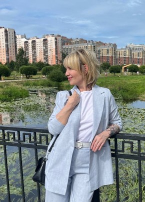 Надежда из Санкт-Петербурга 53 года