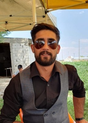 ŞaHin, 29, Türkiye Cumhuriyeti, Esenyurt