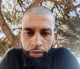 Gil, 39, Corroios