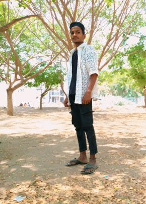 Sadik, 18, India, Kadiri