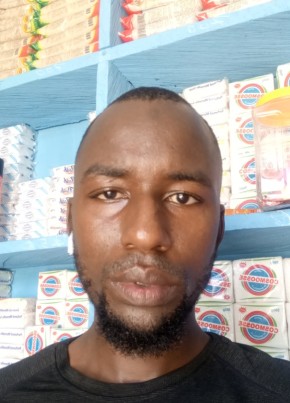 Mamadou, 31, République de Côte d’Ivoire, Abidjan